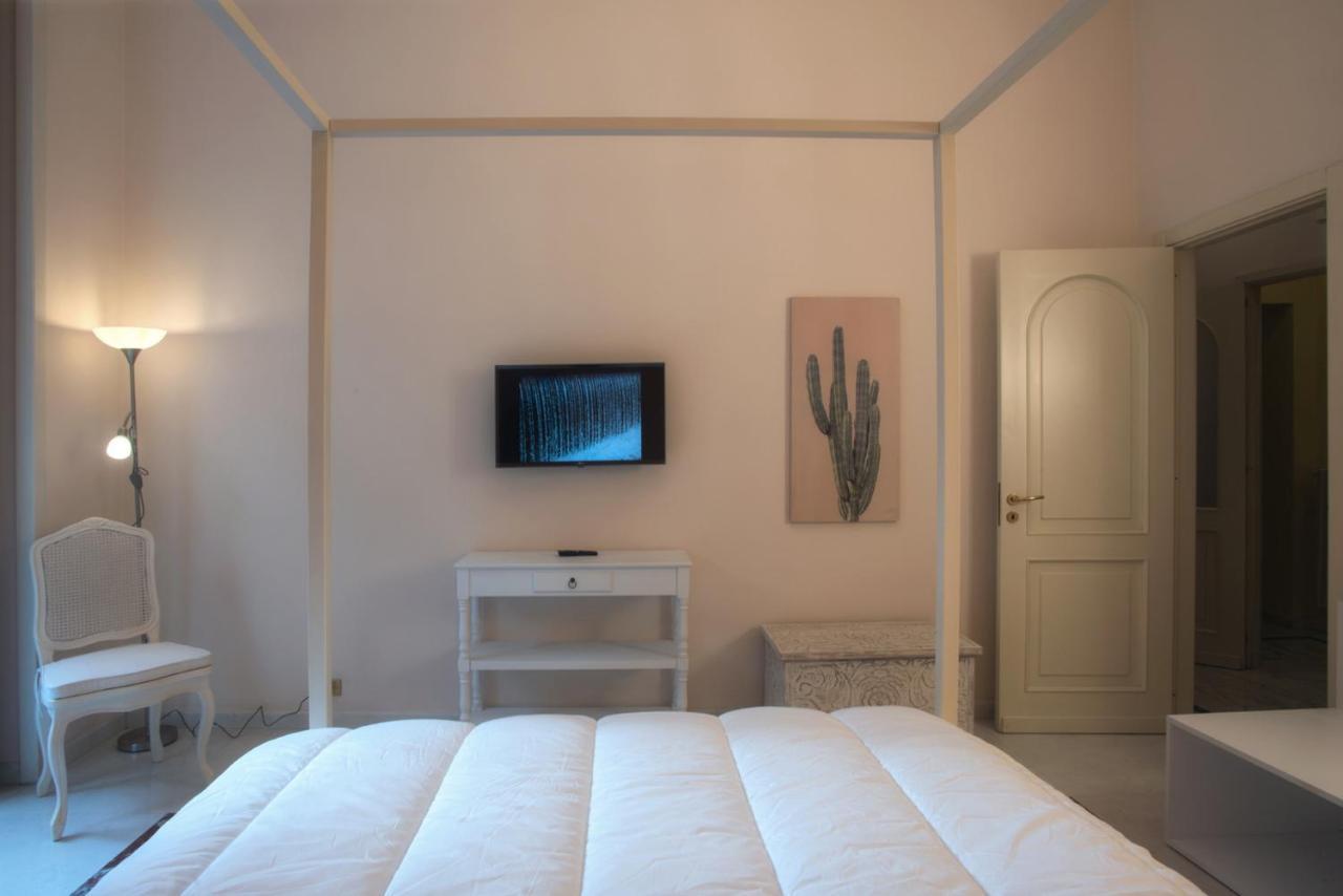 Piazza Dante Suites By Wonderful Italy Napoli Exterior foto